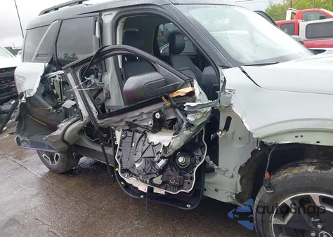 2023 Ford Bronco Sport Outer Banks из США, поврежденный, VIN 3FMCR9C6XPRD79988